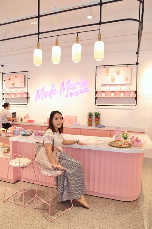 彰化》新景點！57號曼咖啡浪漫珠寶盒內衣店，女王試衣間、親子同樂園，小心拍爆記憶卡！
