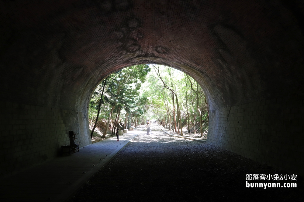 苗栗【崎頂隧道文化公園】崎頂子母隧道，假日踏青好去處