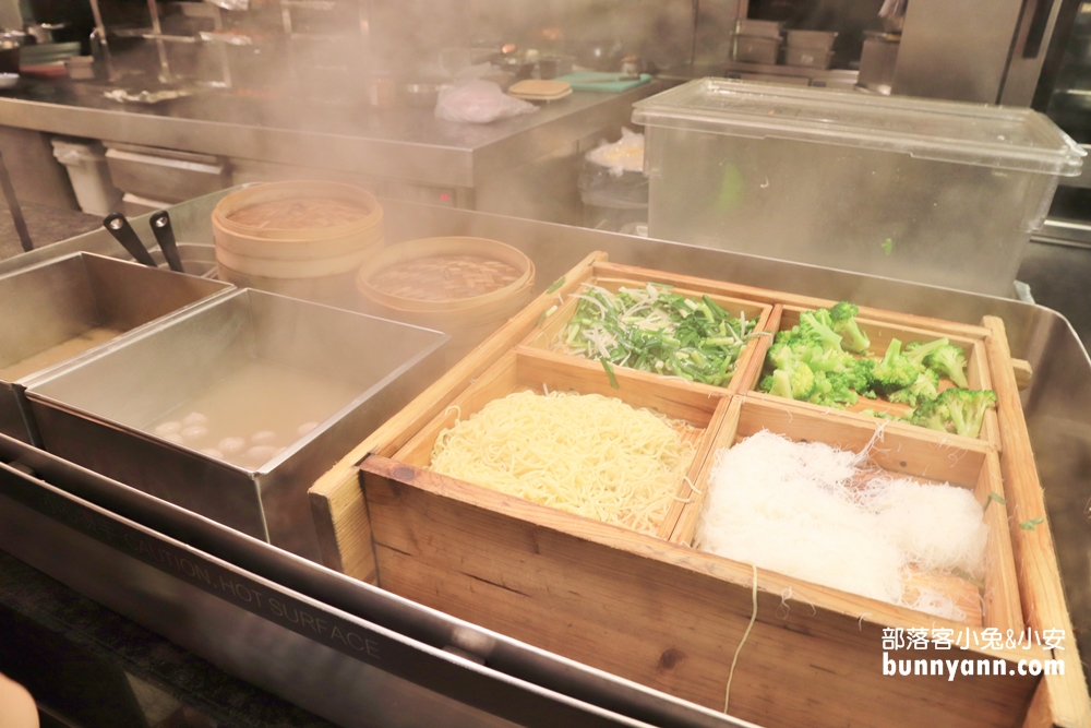 【台北喜來登大飯店】台北車站附近優質住宿地點，早餐豐富又好吃