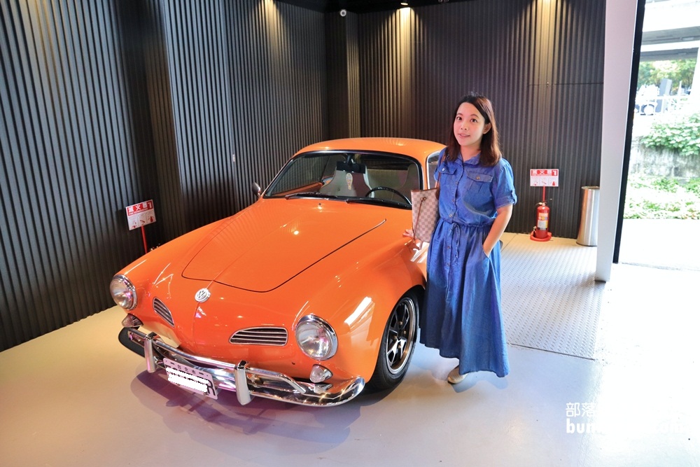 台中》一定要去！WIP GARAGE/COFFEE，F1電動車、親子遊戲室隨你玩，車聚好地方！