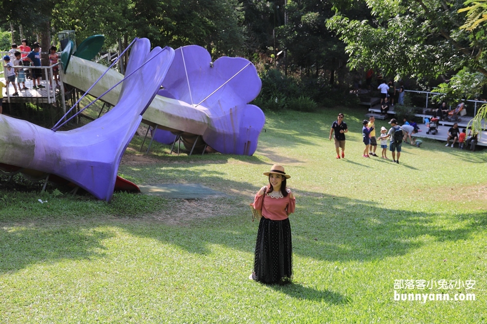 嘉義景點》綠盈牧場(粉牛樂園)全年齡都適合，牽牛花溜滑梯超好玩