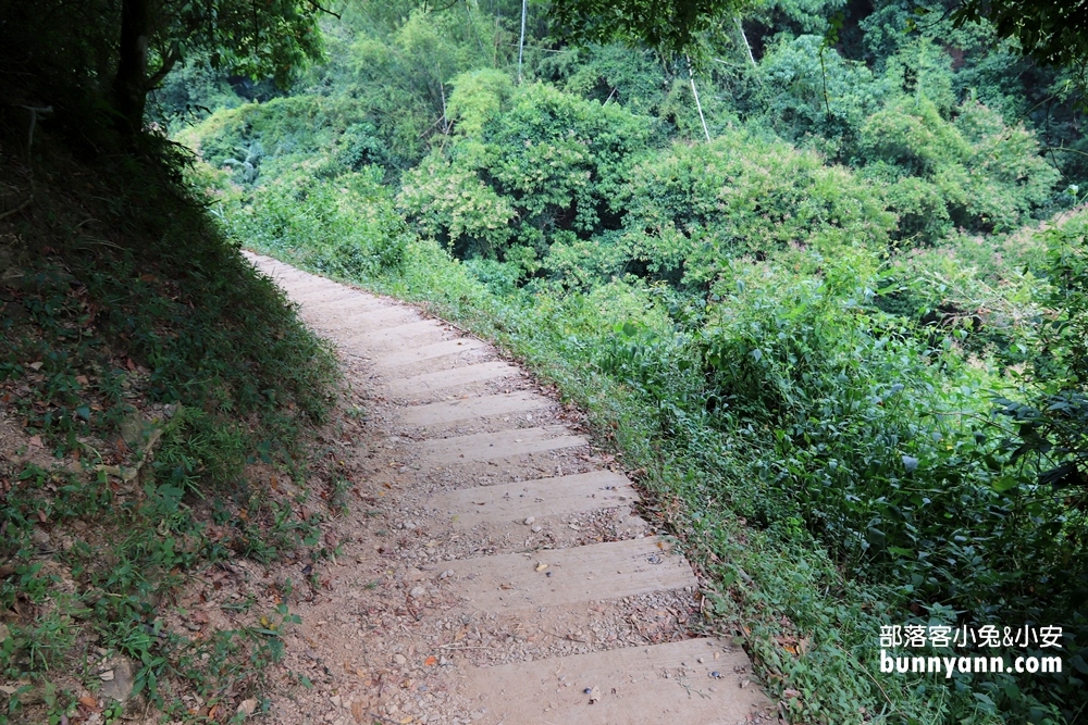 屏東【涼山遊憩區】被當地人稱為瀑布秘境的森林風景區