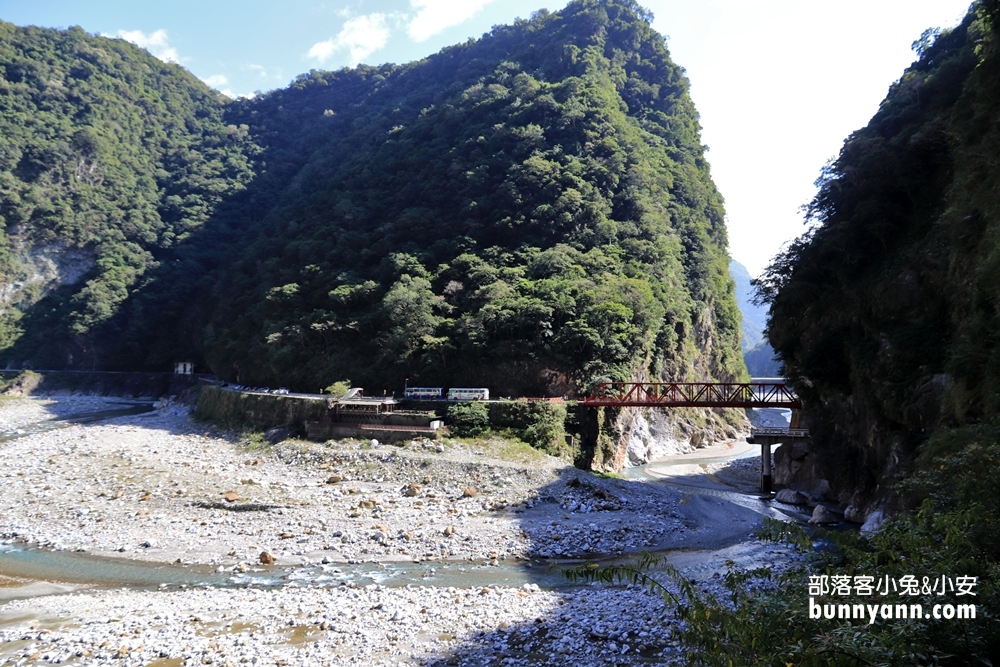 花蓮【長春祠步道】隱藏版峽谷斷橋視野，十分鐘賞立霧溪飛瀑!!