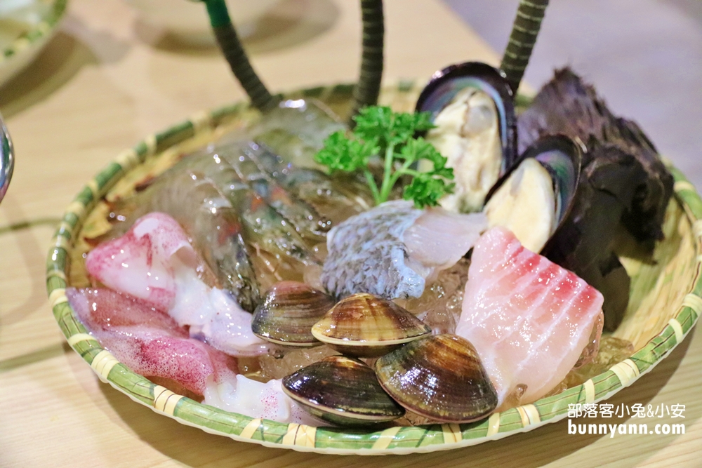 鍋泰山台中崇德店，森林系泰式口味鴛鴦鍋養刁你的味蕾