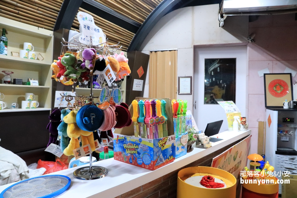 小孩玩瘋【杉溪鹿莊園】親子主題溜滑梯房，可愛熊、積木房超好玩