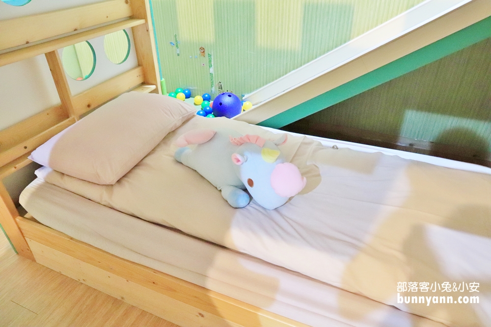 小孩玩瘋【杉溪鹿莊園】親子主題溜滑梯房，可愛熊、積木房超好玩