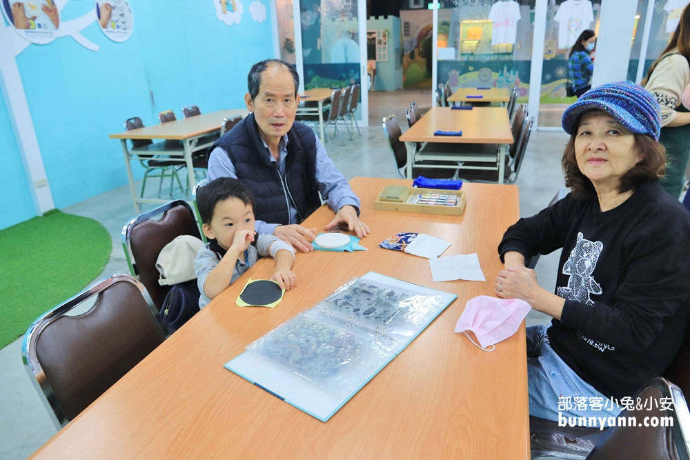 宜蘭莎貝莉娜精靈印畫學院，水晶印章DIY、魔法學院，展開一場魔法之旅。