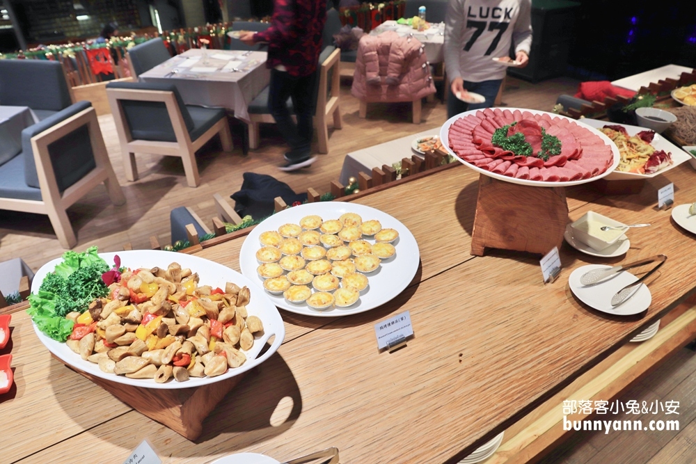 【泰安觀止溫泉會館】整理出泰安觀止房內環境、餐點介紹、泡湯環境、交通停車攻略