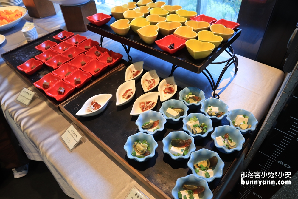 【泰安觀止溫泉會館】整理出泰安觀止房內環境、餐點介紹、泡湯環境、交通停車攻略