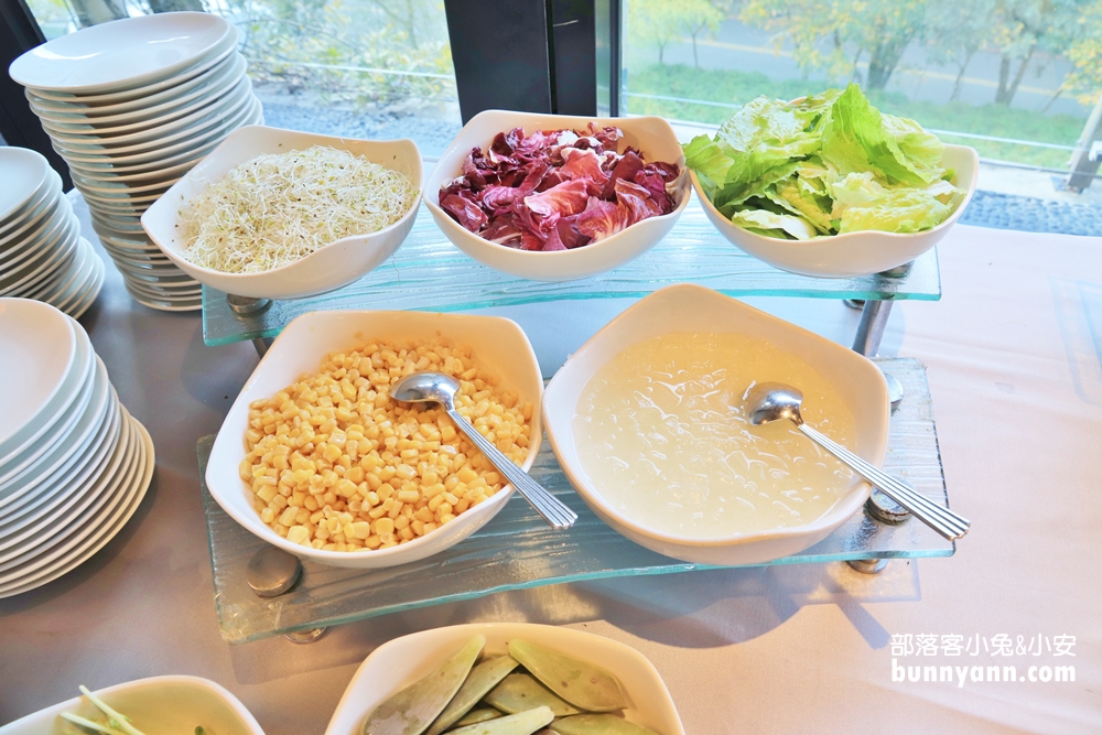 【泰安觀止溫泉會館】整理出泰安觀止房內環境、餐點介紹、泡湯環境、交通停車攻略