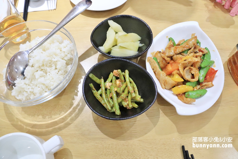 苗栗「享沐時光莊園渡假酒店」日式溫泉一泊二食真好睡。