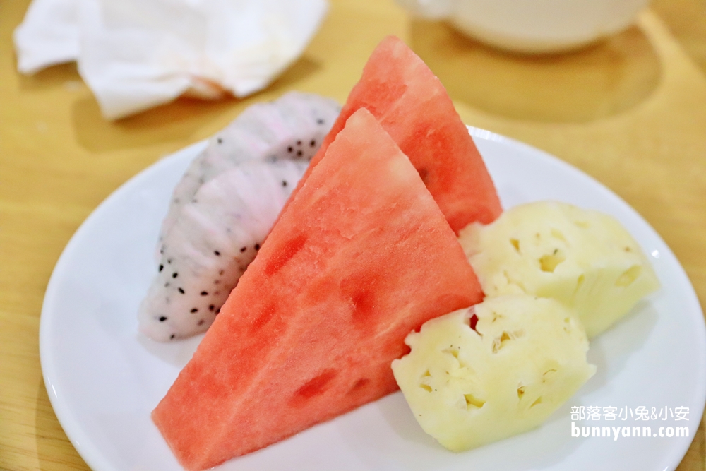 苗栗「享沐時光莊園渡假酒店」日式溫泉一泊二食真好睡。