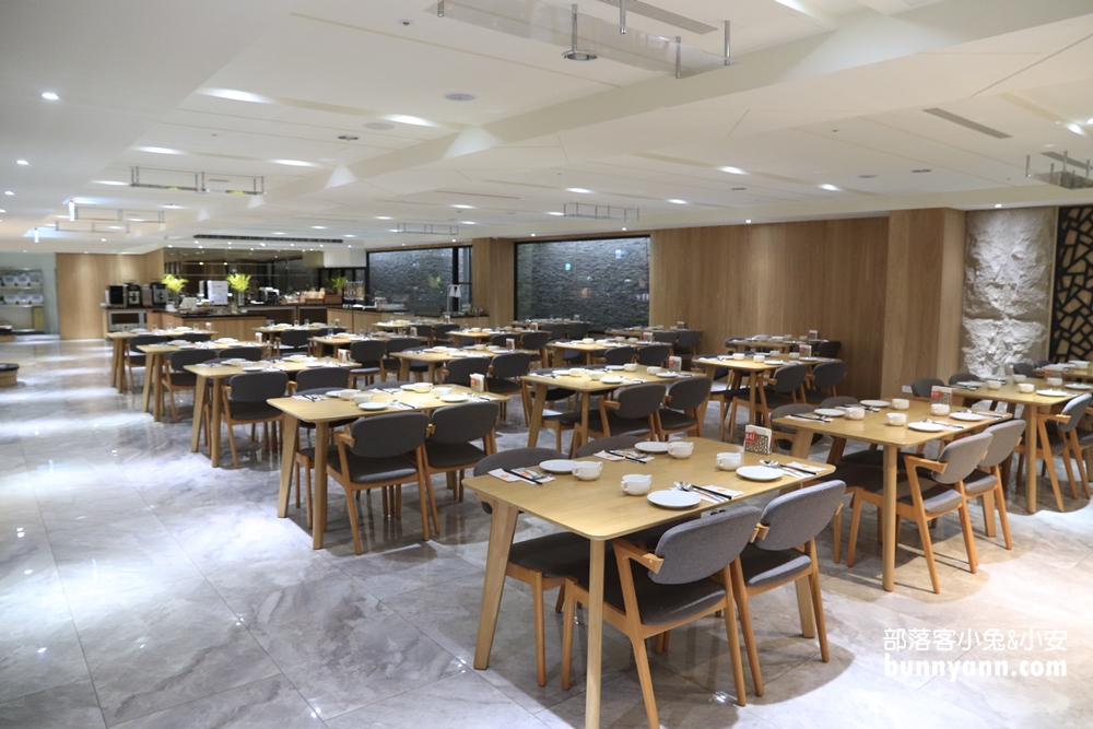 苗栗「享沐時光莊園渡假酒店」日式溫泉一泊二食真好睡。