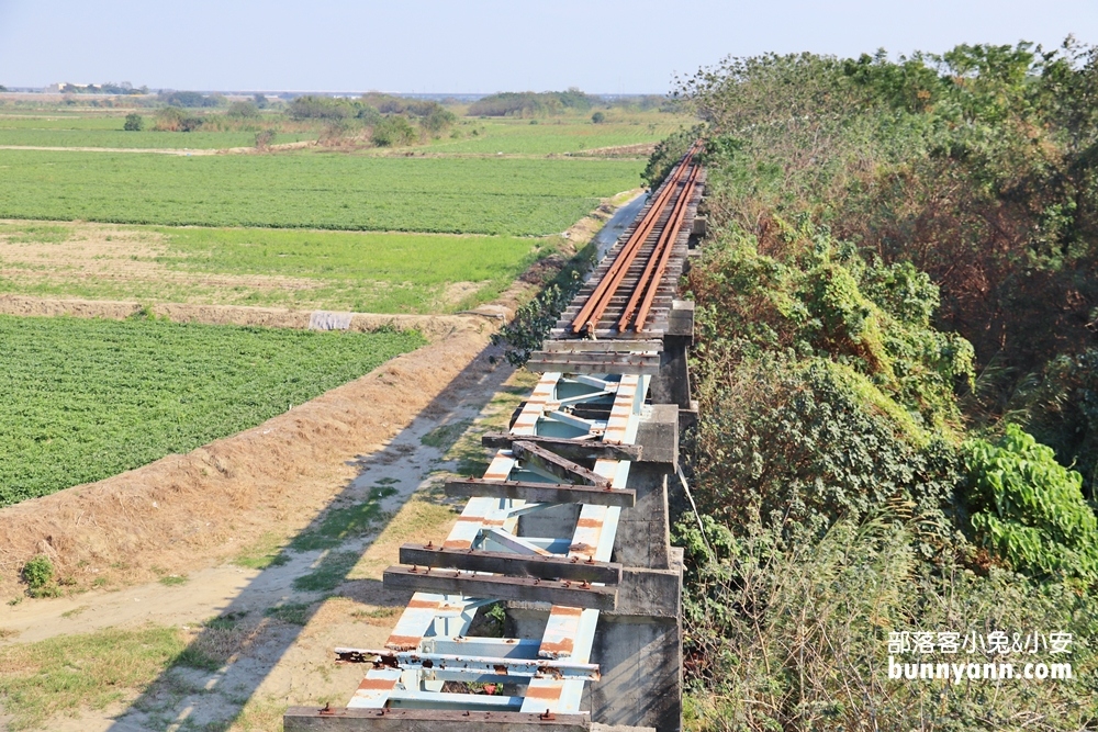 雲林》IG必收！北港女兒橋，充滿設計感天空之橋，眺望田野風光，河岸散步吹吹風