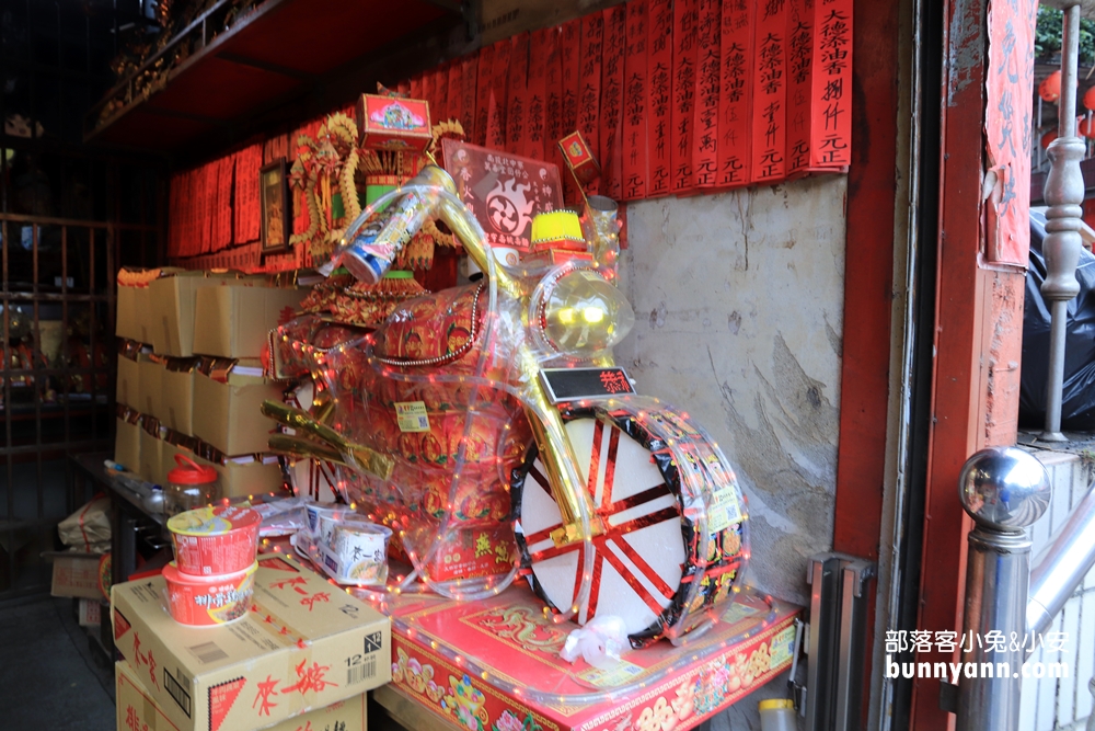 南投「中寮石龍宮」拿泡麵還願的超靈驗土地公廟，有拜有保佑！