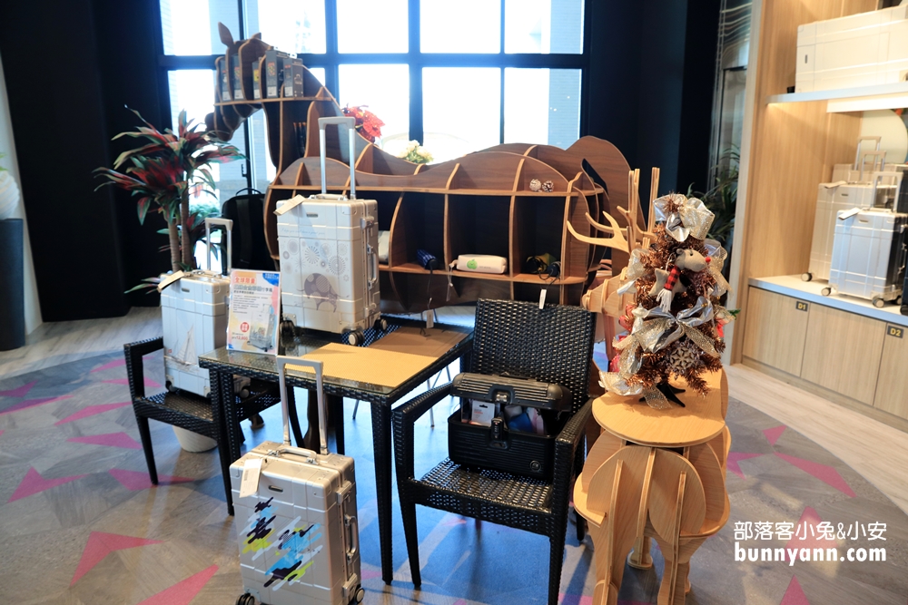 台南【萬國通路創意觀光工廠】入園免門票，科幻場景+異國建築拍不停