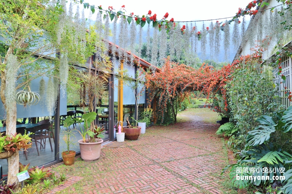 屏東》銘泉生態休閒農場，玻璃咖啡屋下午茶好Chill