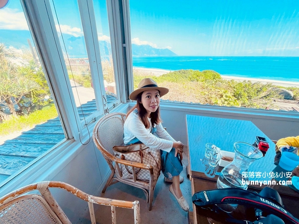 花蓮》看海秘境！海景第一排原野牧場，超酷羊奶拿鐵、小山羊家，草地看海好舒壓！