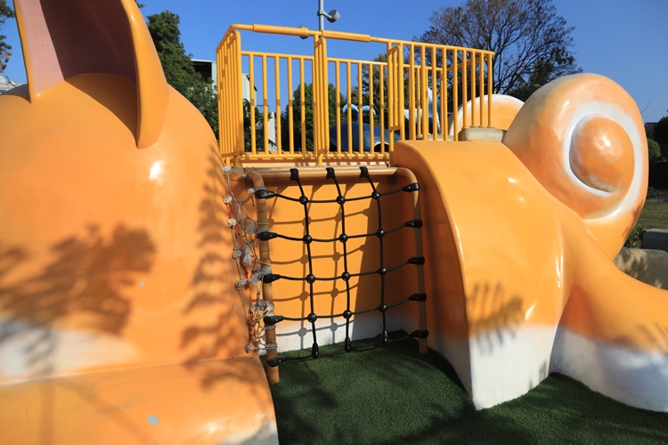 屏東勝利動物溜滑梯公園，可愛動物造型溜滑梯隨你玩