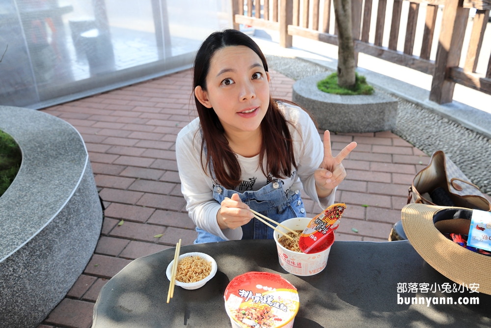 彰化泡麵土地公超強大！芬園福榕宮，免費泡麵隨你吃，香氣四溢，百姓最愛的神奇美味！