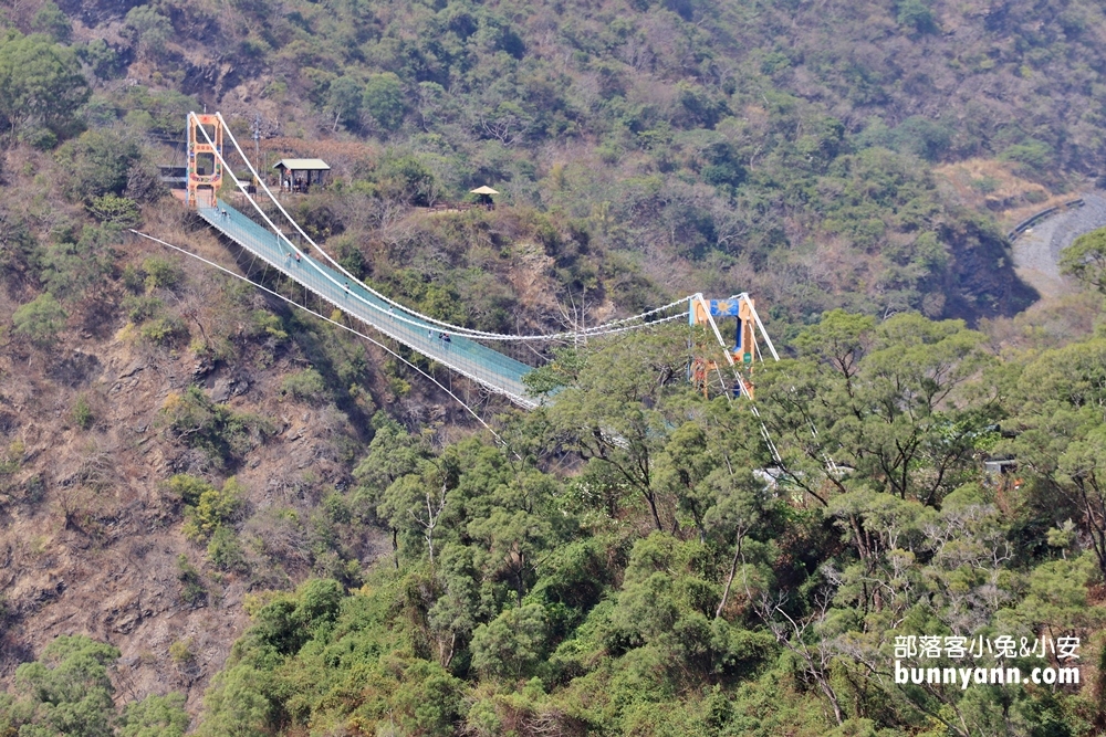 高雄茂林多納高吊橋，必訪小長城木棧步道欣賞河谷風貌