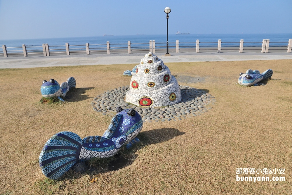高雄旗津彩虹教堂，閃亮亮大貝殼，旗津海岸公園必拍景點