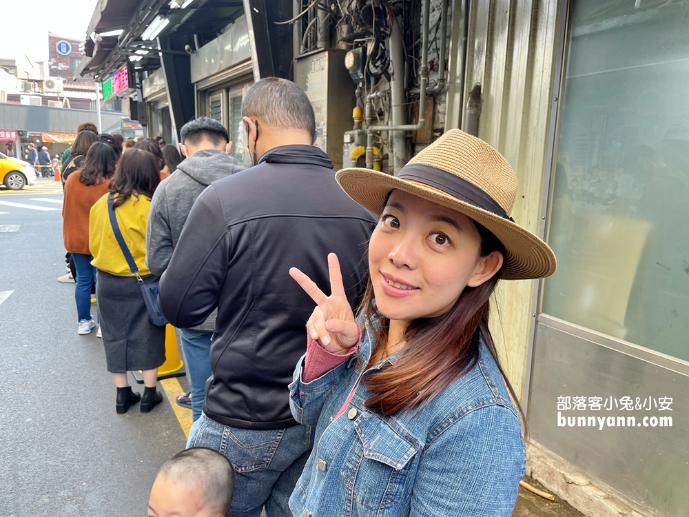 新竹城隍廟美食》精選10家城隍廟必吃推薦，從肉燥飯吃到雞蛋糕真滿足