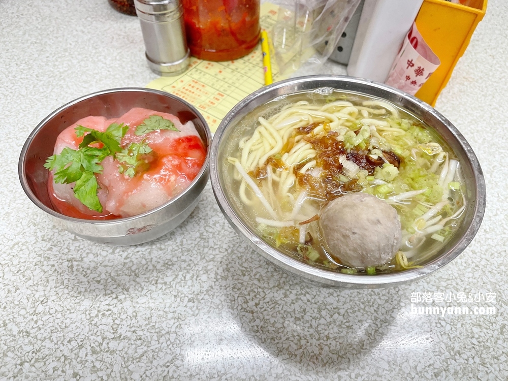 新竹城隍廟美食》精選10家城隍廟必吃推薦，從肉燥飯吃到雞蛋糕真滿足