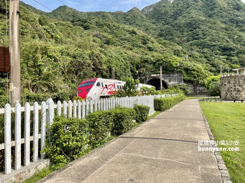 新北【福隆舊草嶺隧道】最詳細介紹，租腳踏車來一日遊