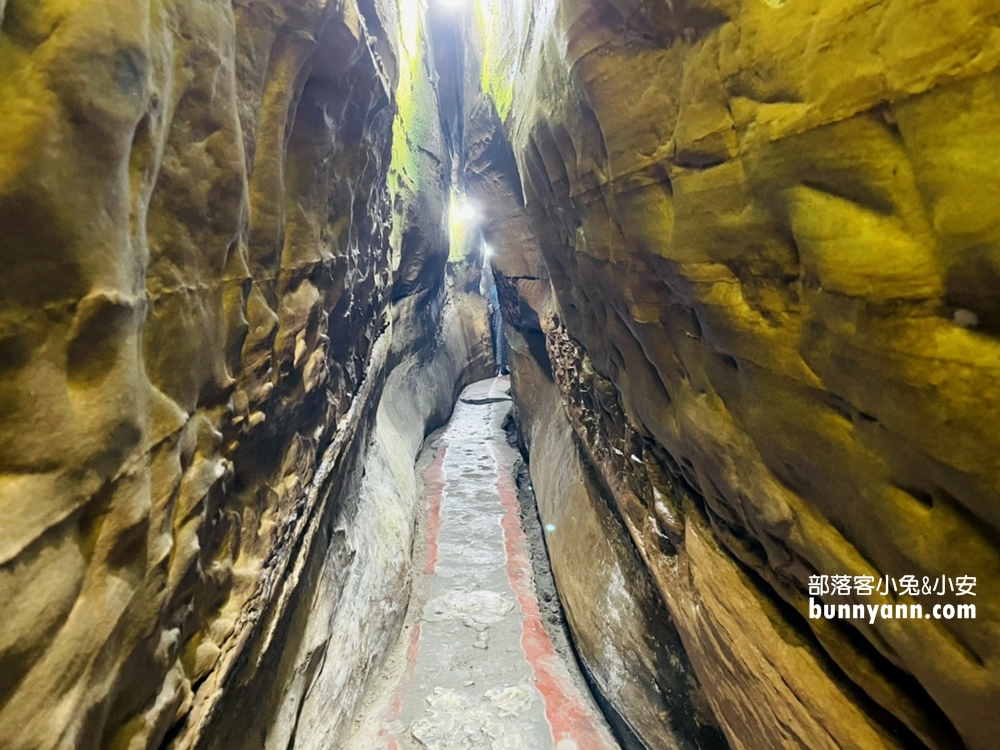 基隆【佛手洞】隱藏版私房景點仙洞巖，台版土耳其地下城探險!!