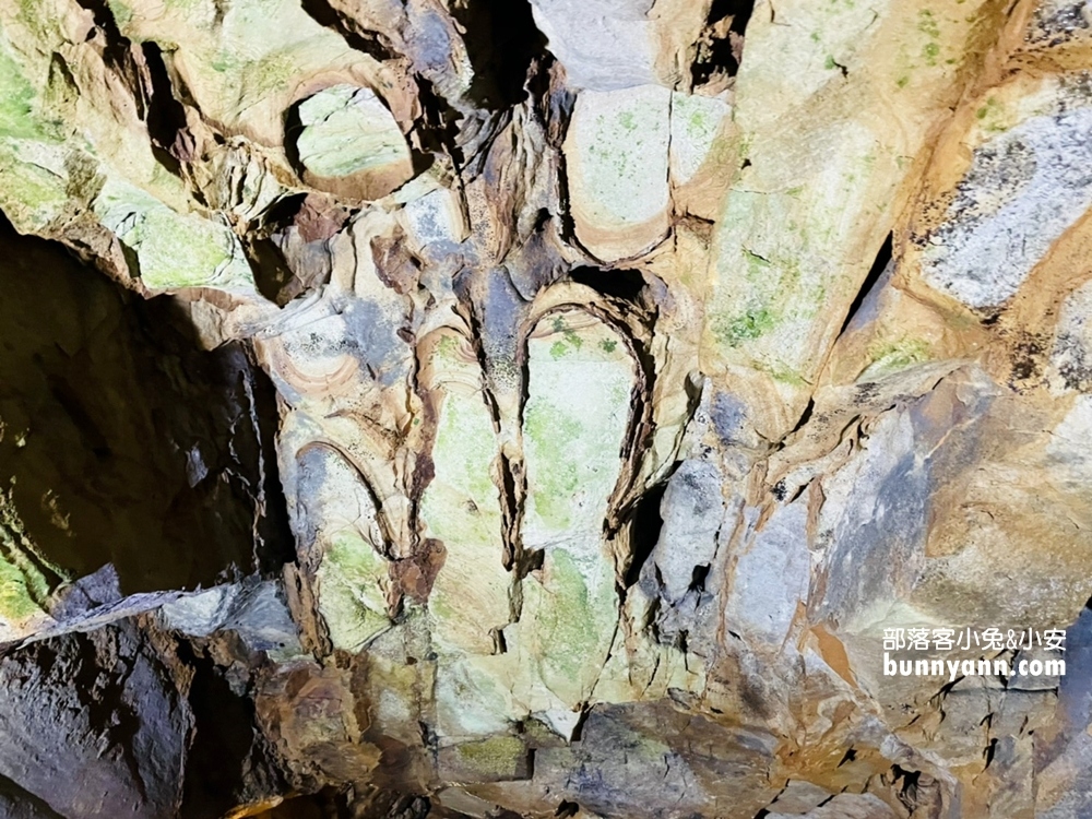 基隆【佛手洞】隱藏版私房景點仙洞巖，台版土耳其地下城探險!!