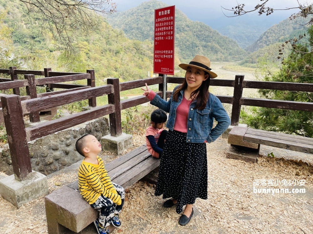 雲林》來當壁虎！草嶺峭壁雄風和小天梯，挑戰陡峭斜壁攻頂，漫遊草嶺十景之一