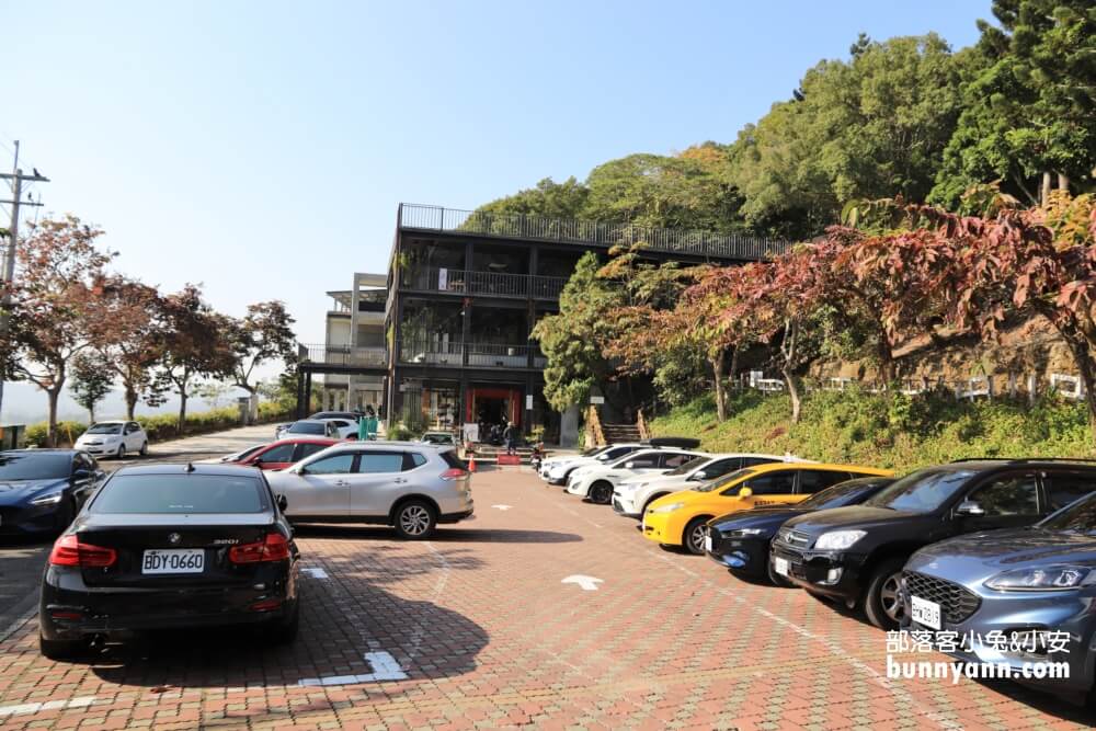 台南仙湖休閒農場(門票資訊)，無邊際水池和親近小動物真有趣。