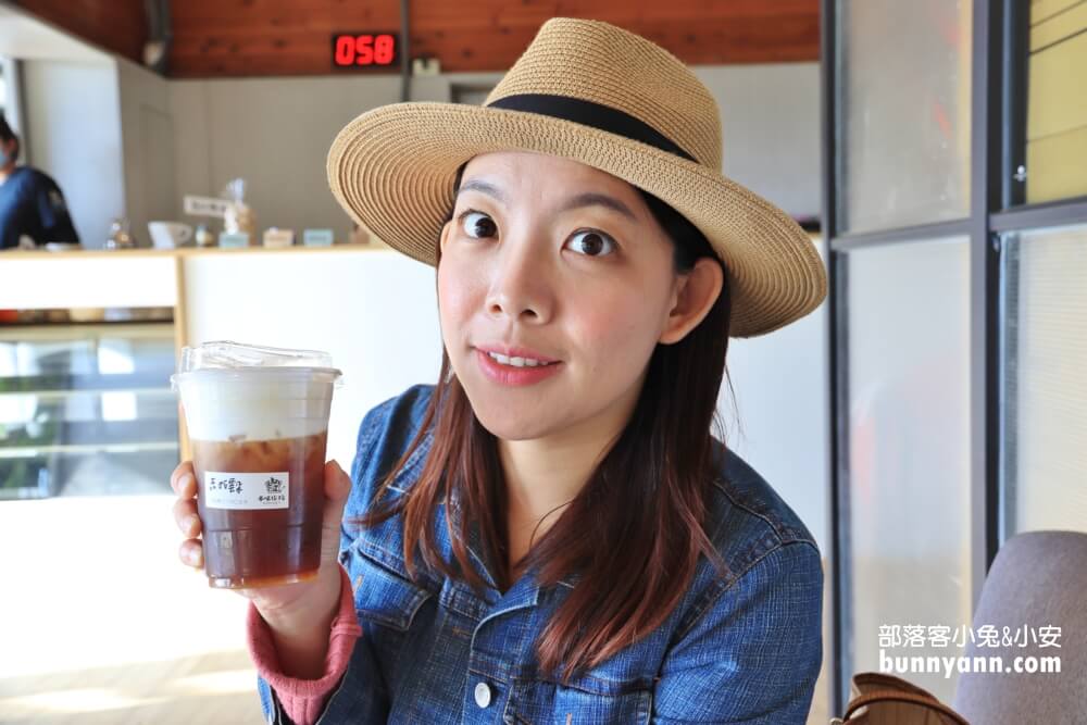 台南仙湖休閒農場(門票資訊)，無邊際水池和親近小動物真有趣。