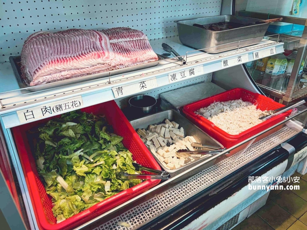 2025【台電勵進餐廳】62年老字號鍋物店，酸菜白肉鍋吃到飽平價又美味