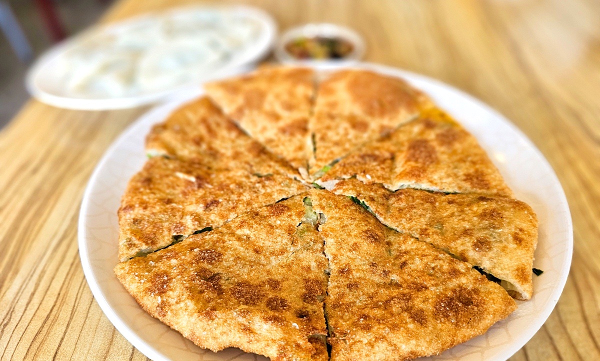 頭份美食》斗煥坪水餃館，超人氣水餃店必吃和停車場地點整理