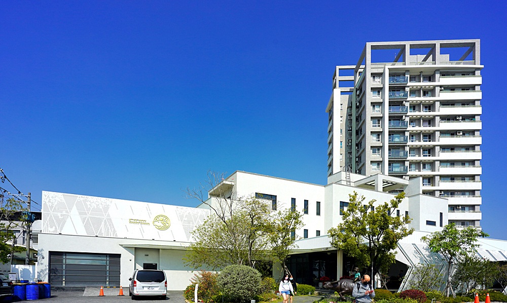阿裕牛肉涮涮鍋崑崙店(阿裕牛肉湯二店)溫體牛肉配滷肉飯好吃。