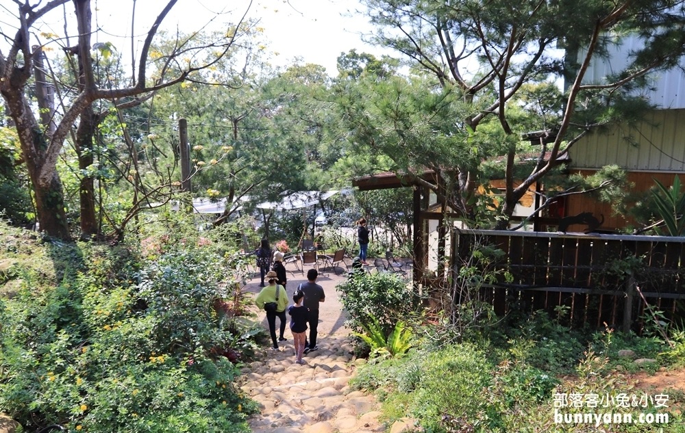 苗栗甜點推薦》雙峰草堂，來日式玻璃茶屋吃銅鑼燒 @小兔小安*旅遊札記