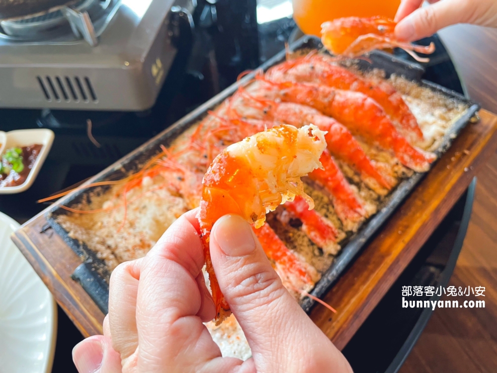台中🔥【易鼎活蝦台中店】專賣著泰國蝦料理的南洋風活蝦餐廳