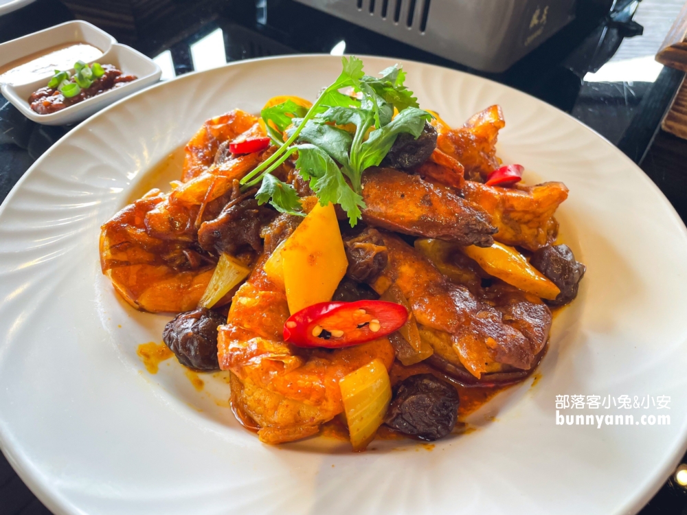 台中🔥【易鼎活蝦台中店】專賣著泰國蝦料理的南洋風活蝦餐廳
