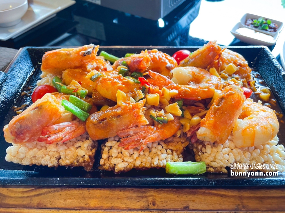 台中🔥【易鼎活蝦台中店】專賣著泰國蝦料理的南洋風活蝦餐廳