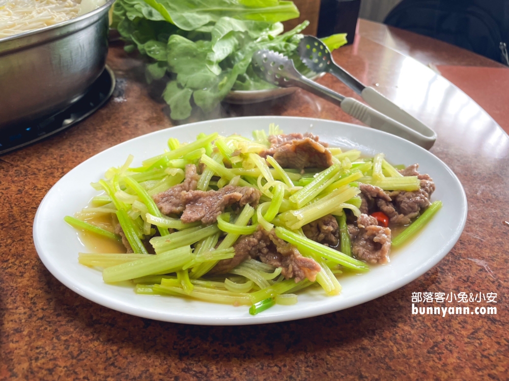 桃園中壢【江家羊肉】平價羊肉爐餐廳，沒有訂位吃不到有夠誇張