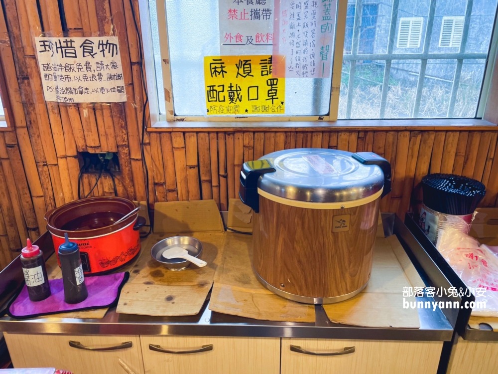 宜蘭【火山爆發雞】真好吃，出爐速度快到出現殘影，皮脆雞嫩又多汁。