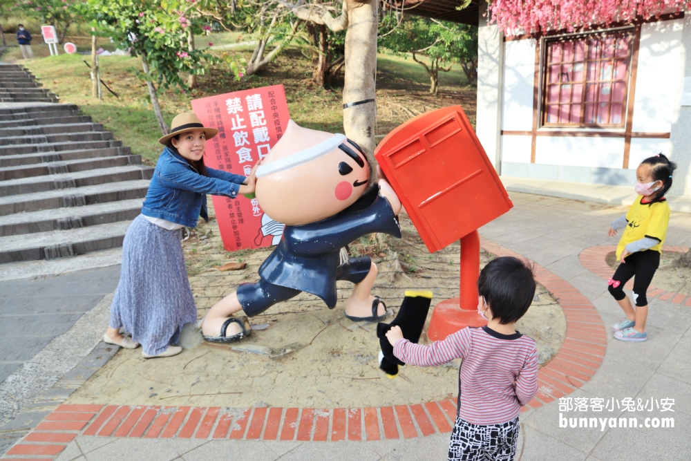 四重溪溫泉景點一日遊從泡腳公園及餵水豚玩到海邊美術館