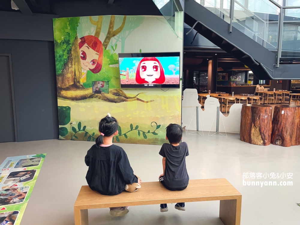 雲林【良作工場農業文創館】關於豬肉生產製程的豬豬主題觀光工廠