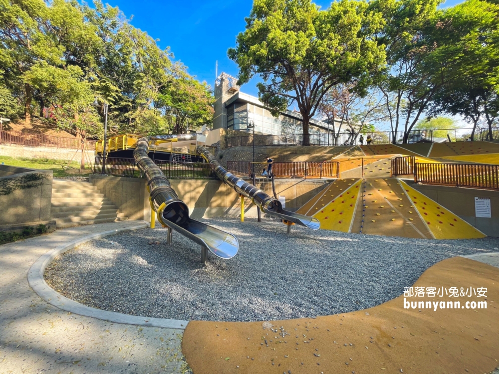 彰化「八卦山親子探索區」八卦山風景區超長27公尺溜滑梯