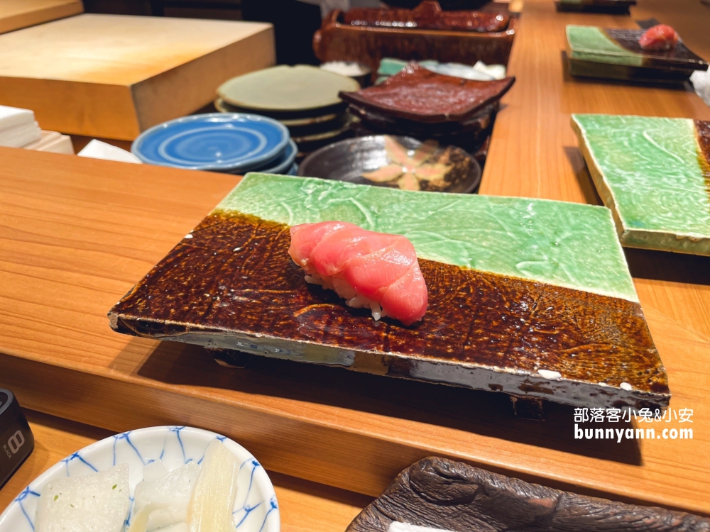 大安區美食推薦》初魚鮨泰順店，超頂級日式無菜單料理，廚師顏值高訂位超滿