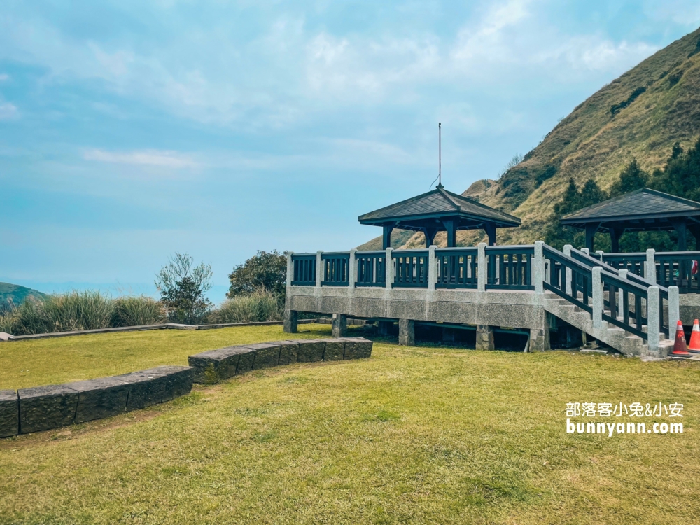 陽明山夢幻湖步道，國家級生態濕地，停車與環境介紹。