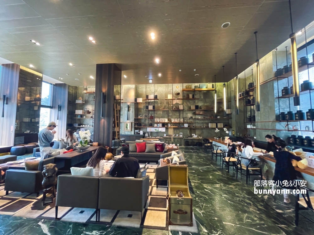 桃城茶樣子(承億文旅)，來住榻榻米房、無邊際泳池超美的。