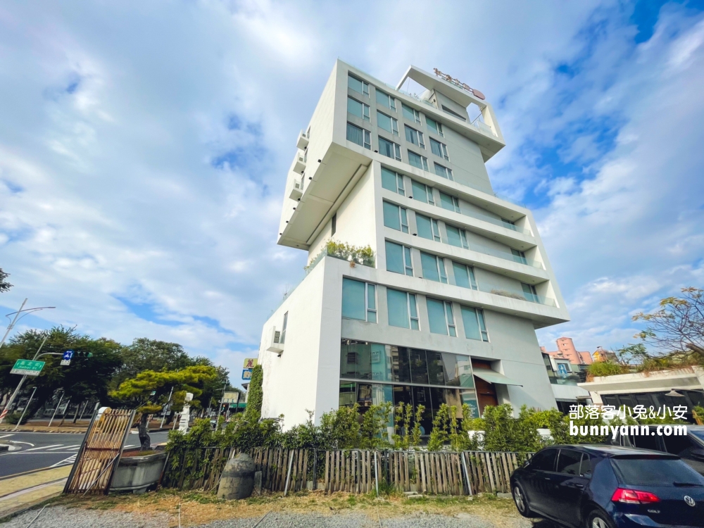 桃城茶樣子(承億文旅)，來住榻榻米房、無邊際泳池超美的。